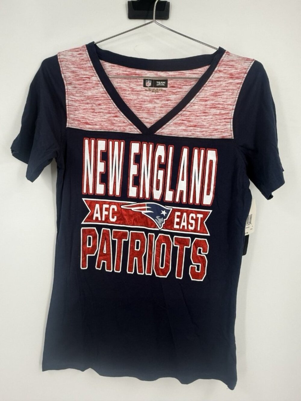 Women’s New England Patriots V Neck T-shirt Blue & Red Size Medium
